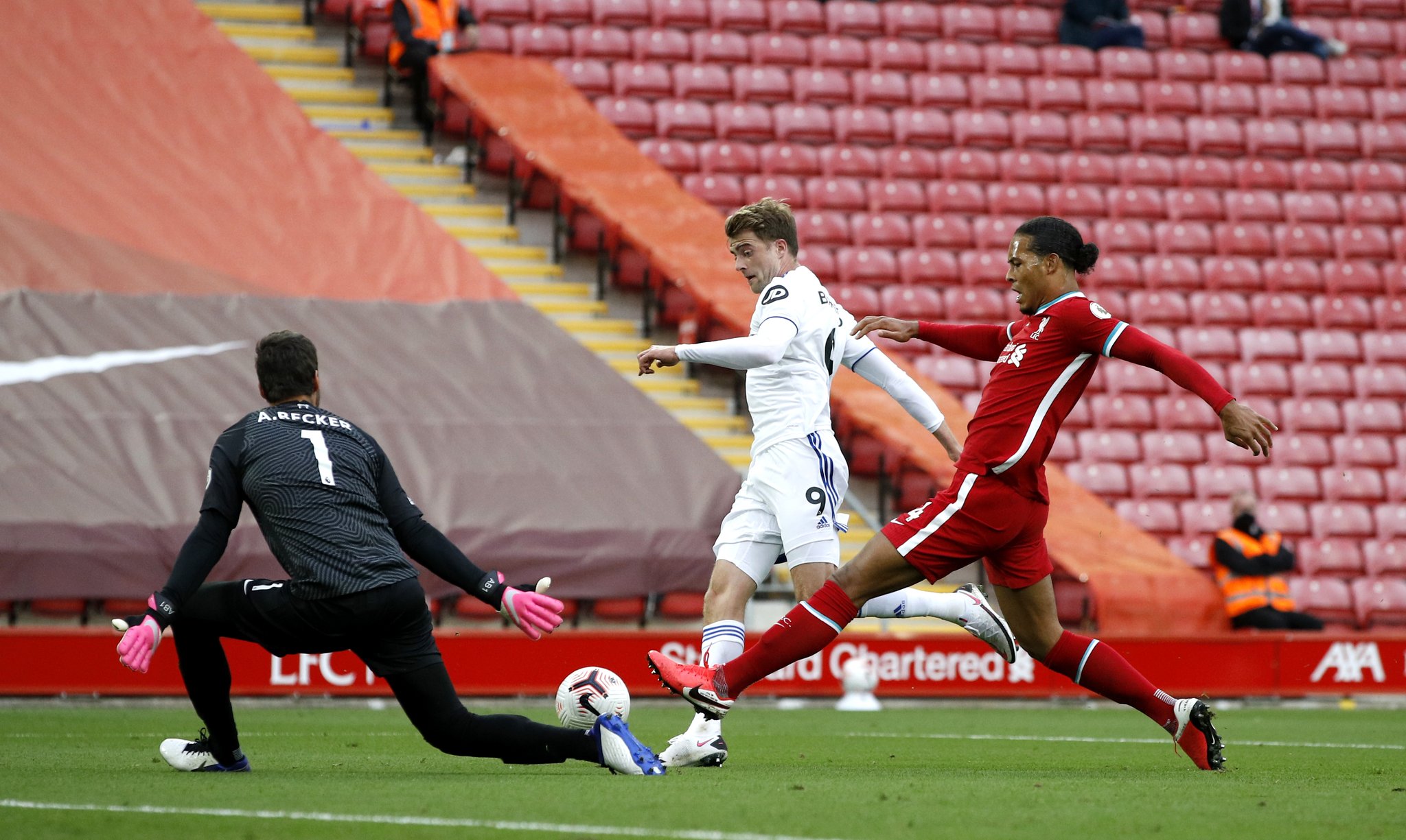 曼市队一直 曼市队一直